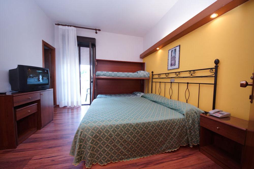 Hotel President Jesolo Extérieur photo
